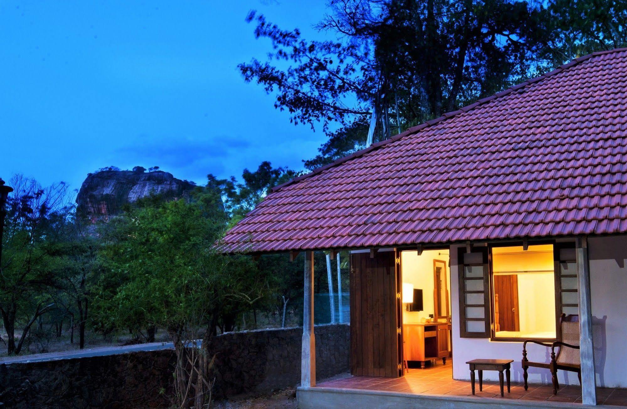 Ekho Sigiriya Hotel Eksteriør billede